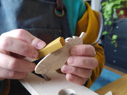 Atelier plume/cœur en bois - app.name