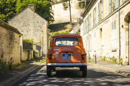 circuits touristiques (journée) à bord de Renault 4L  - app.name