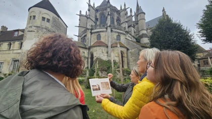 Le manuscrit vandalisé de Léonard — un mystère à résoudre au cœur de Senlis ! - app.name