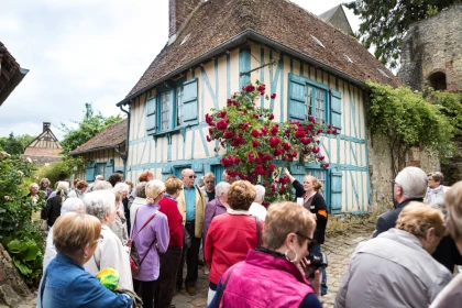 Partez à la découverte de Gerberoy - app.name