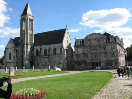 Visite guidée « Anne de Kiev : le destin d’une reine à Senlis »  - app.name