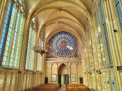 Visite guidée de l'abbatiale de Saint-Germer-de-Fly - app.name