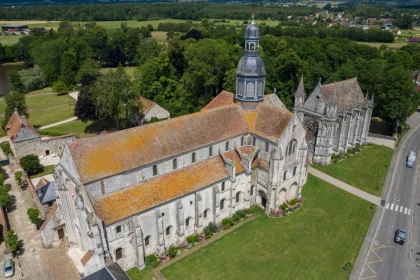 Visite guidée de la Première Guerre mondiale à Saint-Germer-de-Fly - app.name